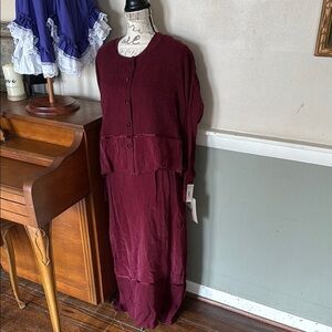 ♥️Earth Song Vintage Burgundy Long Sleeve Silky Dress NWT 149.00